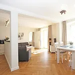 Apartmán Traumurlaub Im Schloss Hohen Niendorf Bastorf